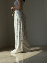 Load image into Gallery viewer, Women's Butterfly Print Wide Leg Palazzo Pants High Waist Casual Linen Blend Trousers