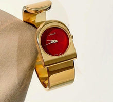 Load image into Gallery viewer, ⏳Time-limited Special⌛ Stylish Vyb Striker with Quartz Analog Rose Gold Dial Rose Gold Strap Watch for Girls Mishali Ember Watch