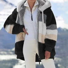 Load image into Gallery viewer, 🎅Sale - 49% OFF🔥Contrasting Padded Coat🐑🔥HOT SALE🎉