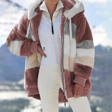 Load image into Gallery viewer, 🎅Sale - 49% OFF🔥Contrasting Padded Coat🐑🔥HOT SALE🎉