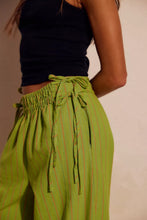 Load image into Gallery viewer, Sun Dazed Cotton-Linen Striped Pants
