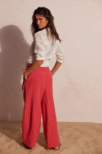 Load image into Gallery viewer, Sun Dazed Cotton-Linen Striped Pants
