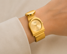 Load image into Gallery viewer, ⏳Time-limited Special⌛ Stylish Vyb Striker with Quartz Analog Rose Gold Dial Rose Gold Strap Watch for Girls Mishali Ember Watch
